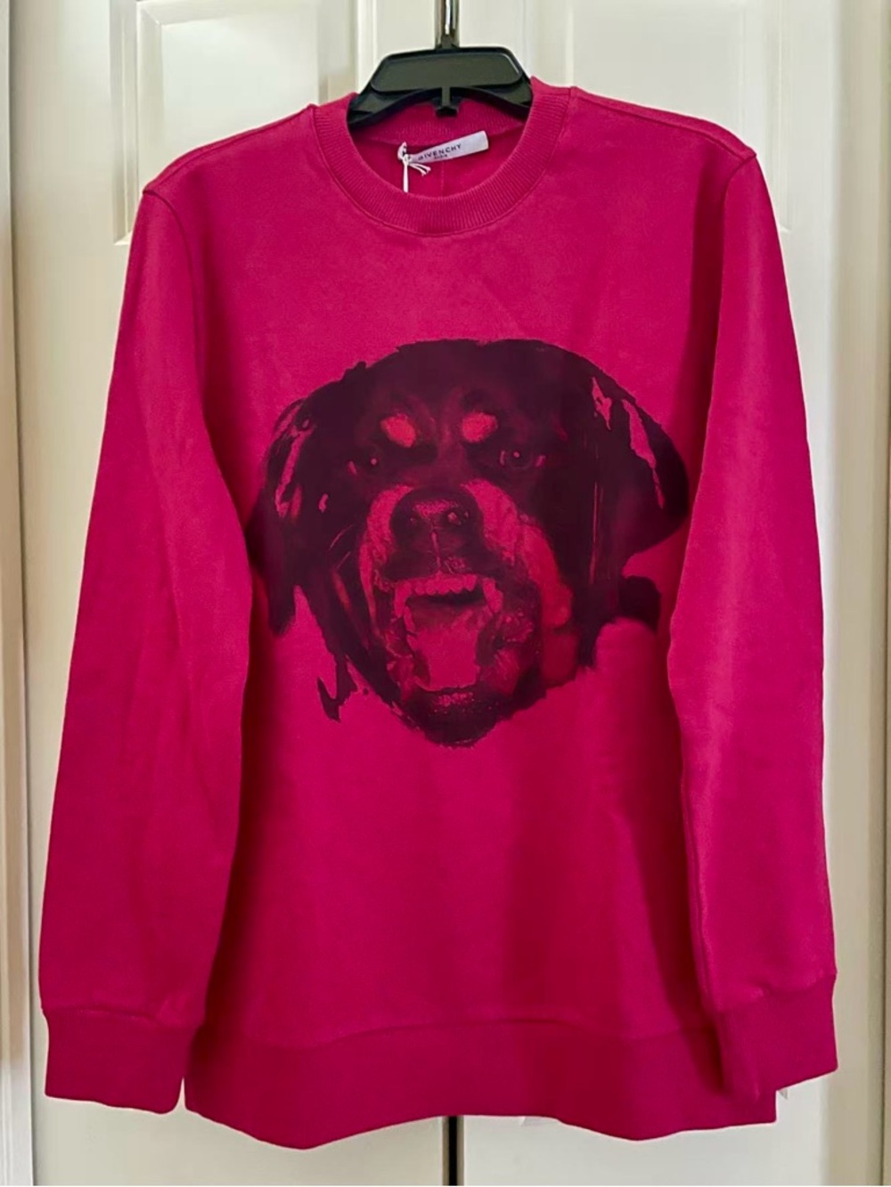 Givenchy Pink Rottweiler Graphic Sweatshirt M size women, NWT